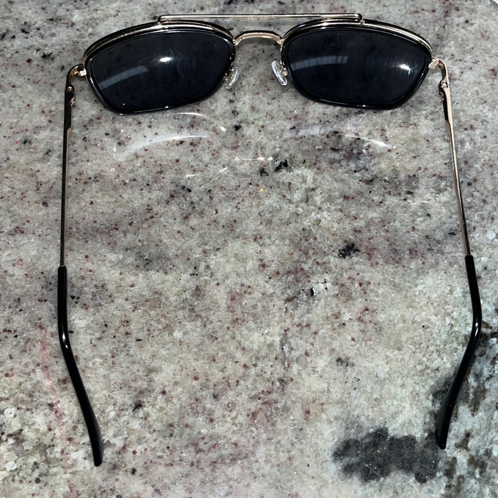 Express shades - Picture 3 of 3